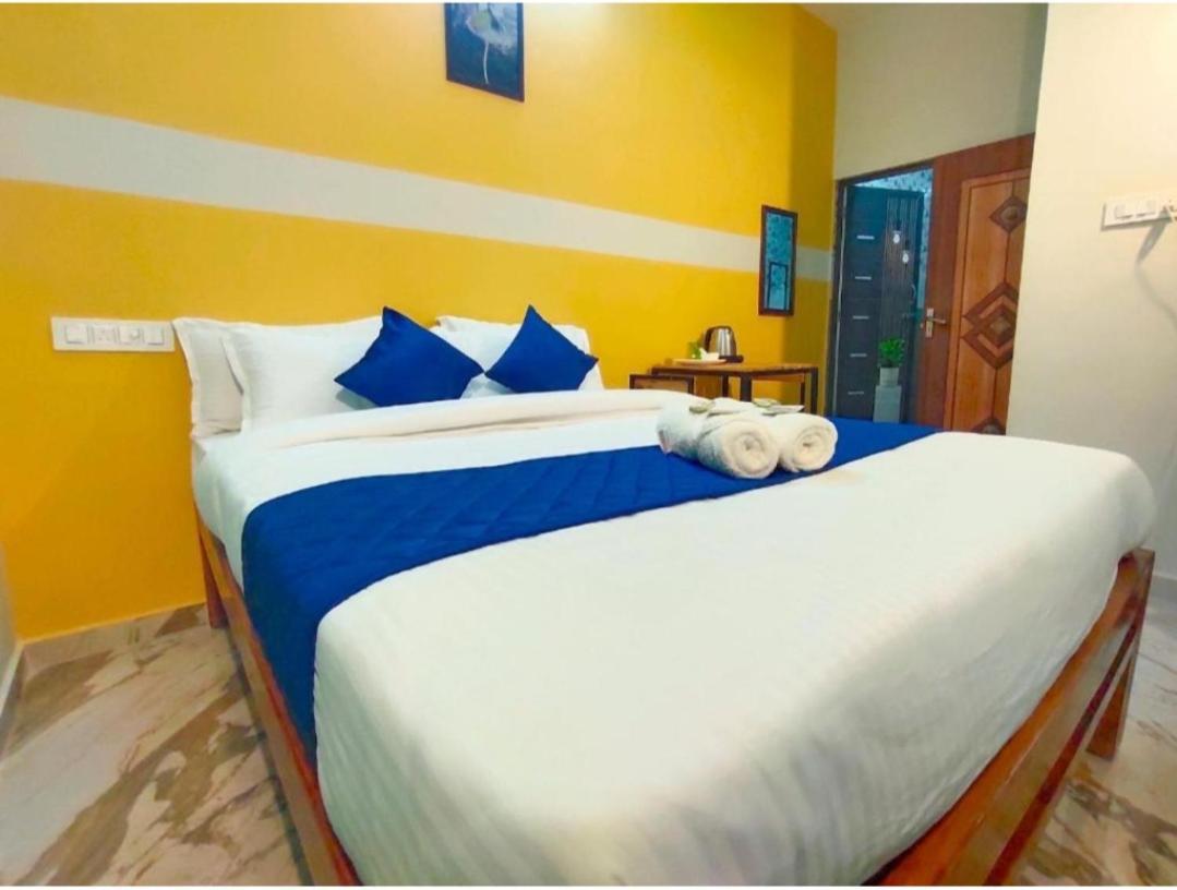Gratitude Inn, Near Serenity Beach Puducherry Buitenkant foto