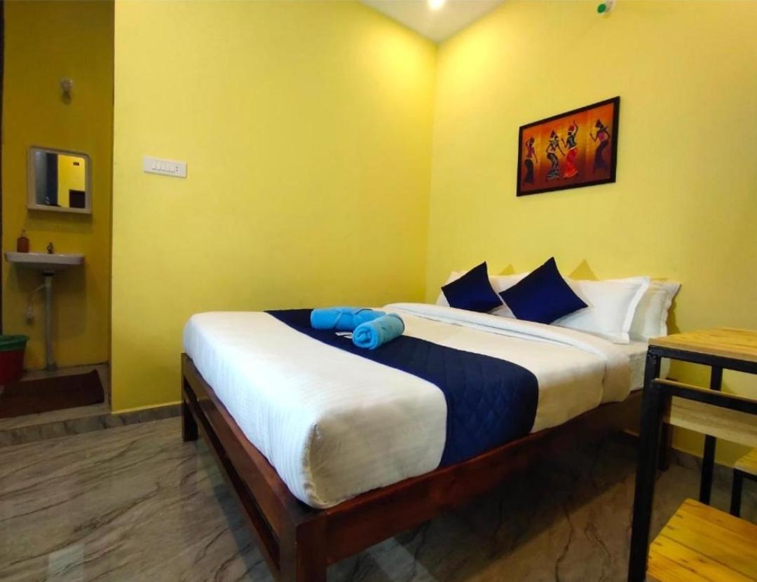 Gratitude Inn, Near Serenity Beach Puducherry Buitenkant foto